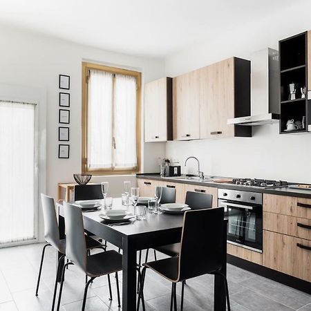 Comfortable Family Group Apartment Via Paruta 밀라노 외부 사진